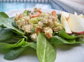 salata od piletine i vrhnja